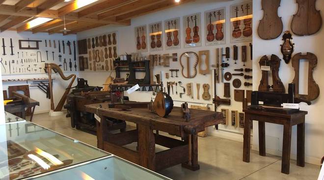L’Azienda Tino Sana e La Scuola del Legno ad Almenno San Bartolomeo 5 tino sana 2
